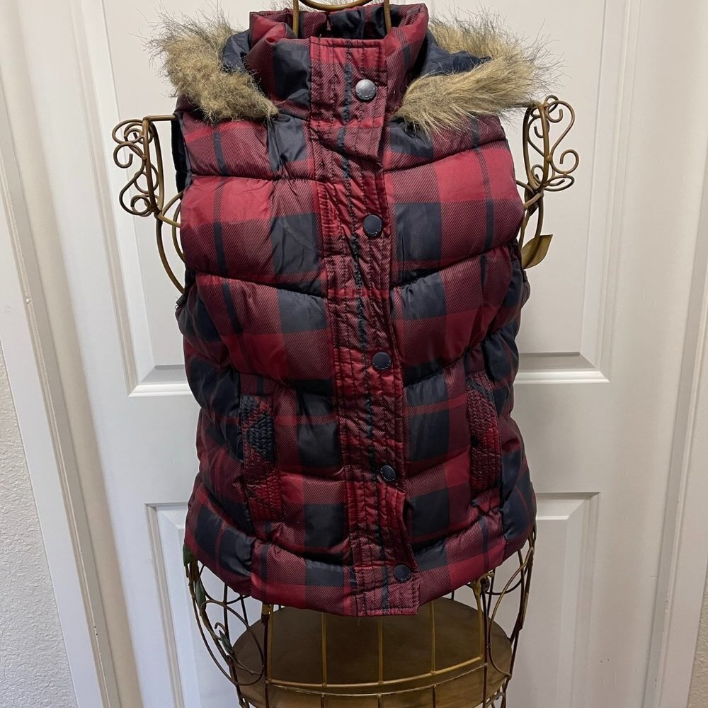Arizona hooded puffy vest in plaid  size M